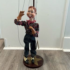 Danbury Mint Howdy Doody marionette doll.